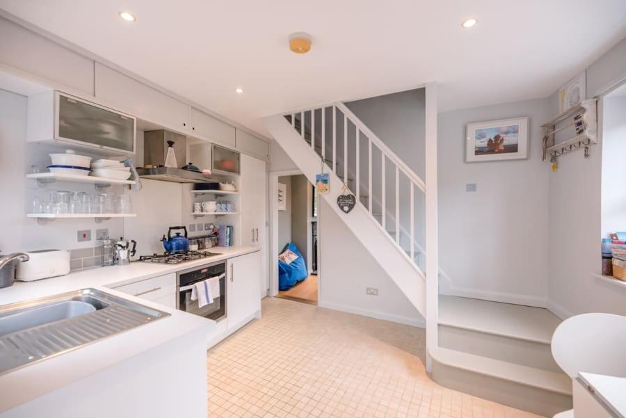 6 West Lane In Aldeburgh - Beautiful Cottage Near High Street Exterior photo