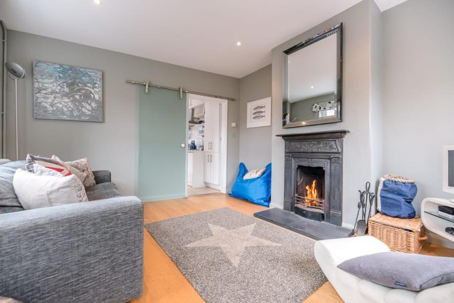 6 West Lane In Aldeburgh - Beautiful Cottage Near High Street Exterior photo